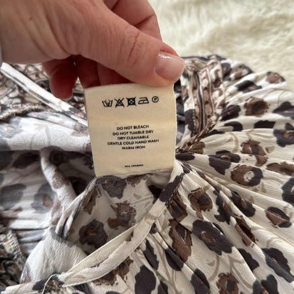 Spell and The Gypsy One Piece Small - Picture 7 of 7